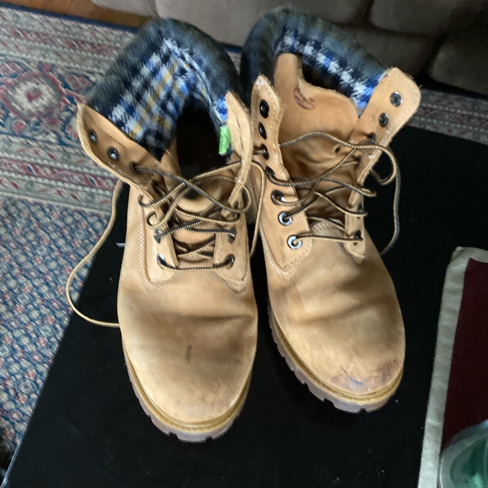 Boys Timberland boots! Size 7
